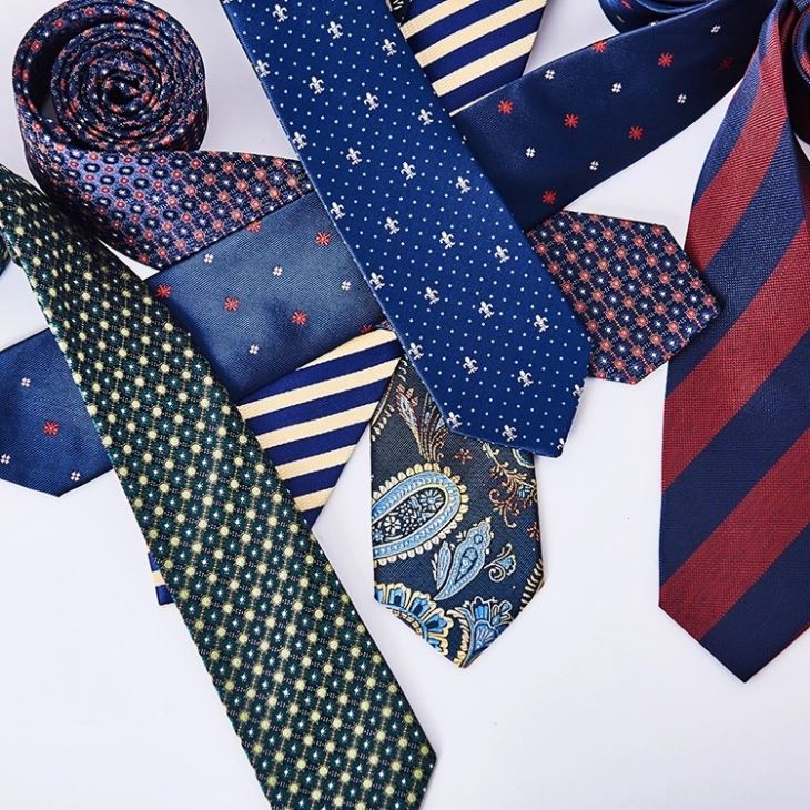 China Custom Silk Tie Manufacturer